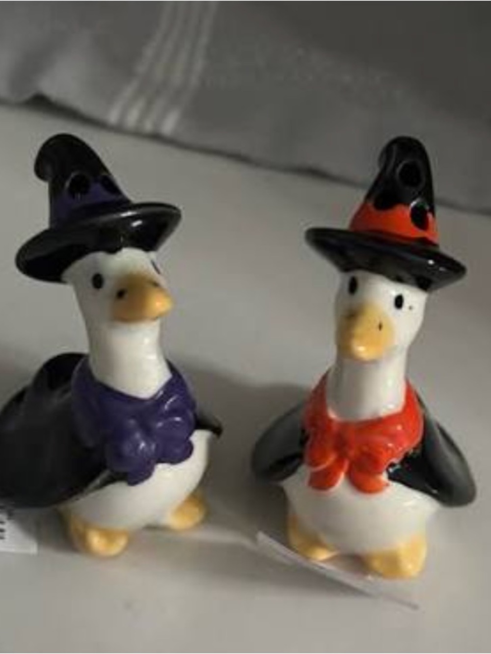 Ceramic Goose salt and pepper Set with Witch Hats Purple & Orange Cracker Barrel